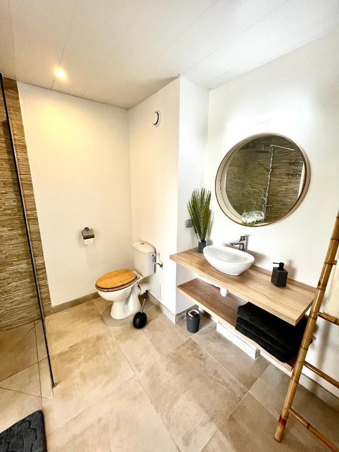 Nouveau Studio Chaleureux Avec Jacuzzi Prive & Piscine Ле-Диаман Экстерьер фото