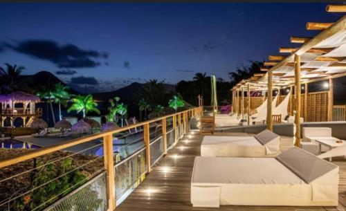 Nouveau Studio Chaleureux Avec Jacuzzi Prive & Piscine Ле-Диаман Экстерьер фото